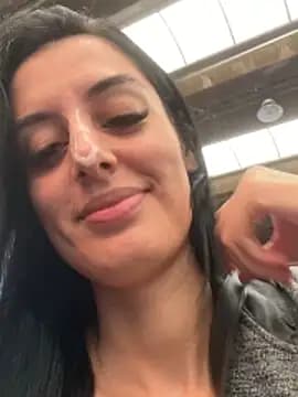 Catmila94 live cam on Stripchat