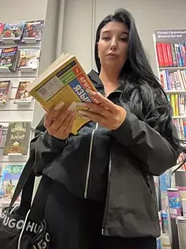 Tisha_Busty live cam