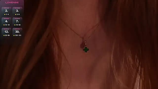 AdritVance live cam on Stripchat