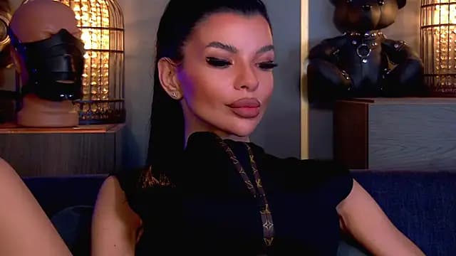 EleniaDevons live cam