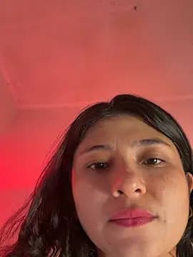 Guadalupe_Lopez live cam on Stripchat