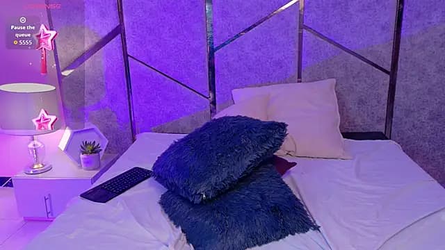 Ashley-Monroe live cam