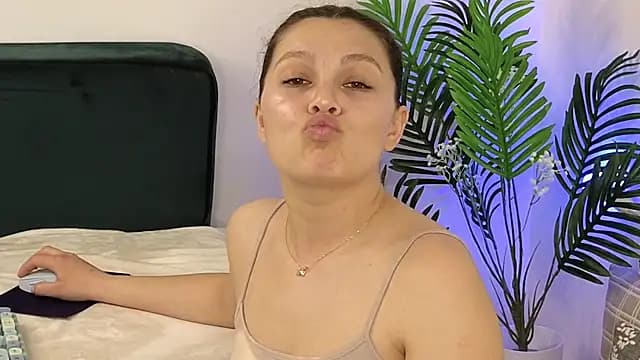 MadameDeFeu live cam