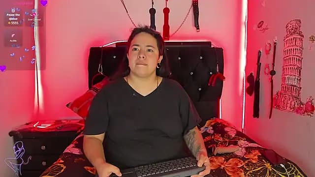 katieeandsharonn live cam