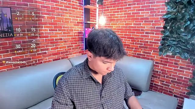 Thiago_Kozak live cam