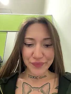 SaintSquirt live cam on Stripchat