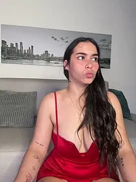 SophieRoyals live cam