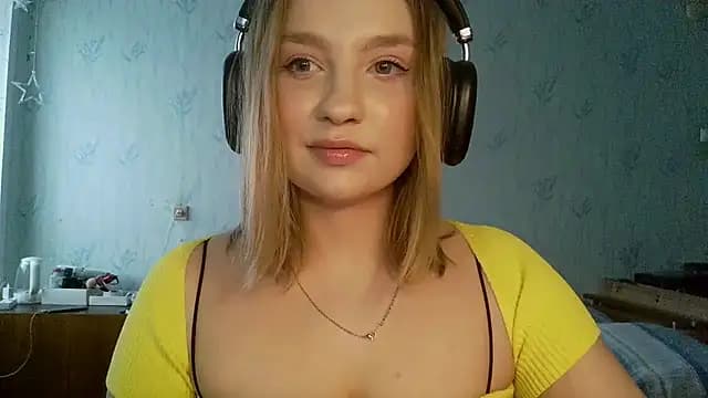 pr_In_cess_ live cam