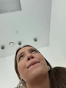 KilianaNoir live cam