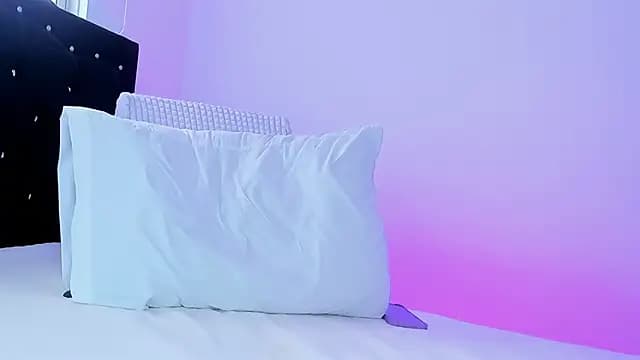 Annyy_Ricee28 live cam