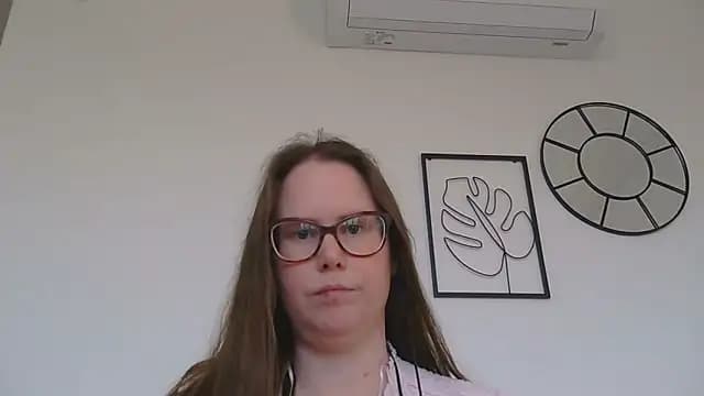 CelineThompson live cam