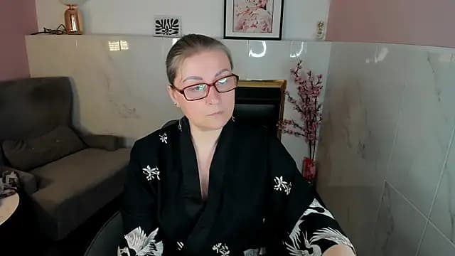 Alexandra_Kind live cam