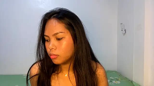 CorrinaThach live cam