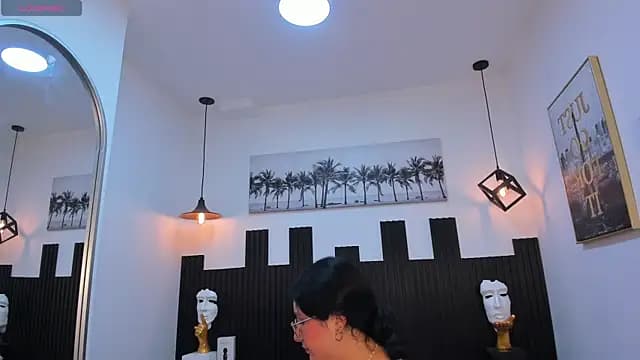 sienna_cavalli live cam on Stripchat