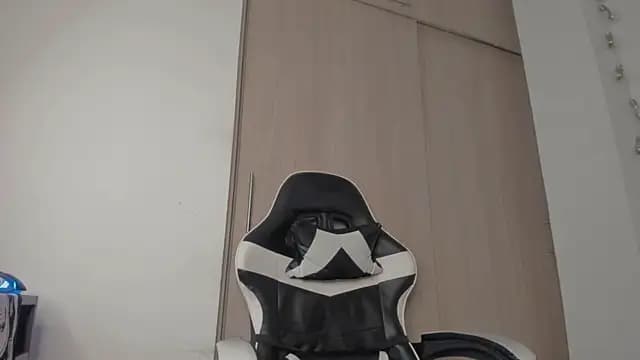 Axel__Blaze live cam