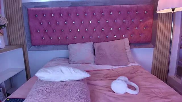 Shy_Cherry_ live cam