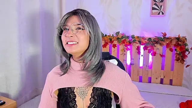 katta_marttni live cam on Stripchat