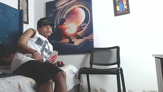 crissex3 live cam on Stripchat