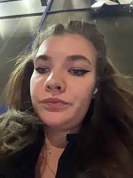 Holy_Tereza live cam on Stripchat