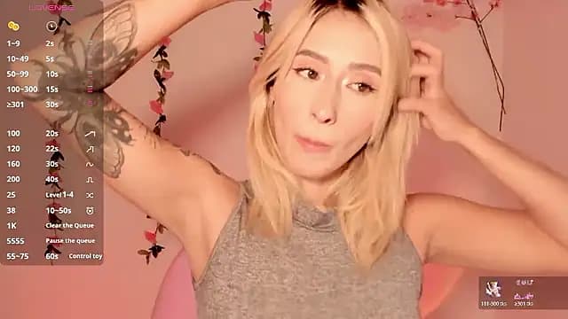 Ashleyroys_111 live cam