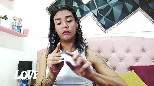 andrea_safeira_doll live cam