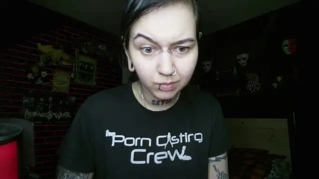 MoorderxDoll live cam