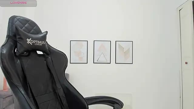 natalia_curvy1 live cam