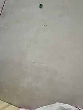 For_realmeet live cam