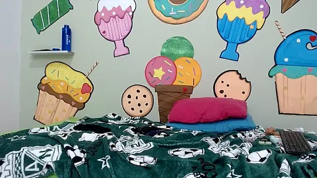 erikaskinny18 live cam