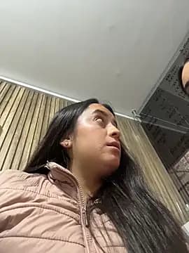 Antonella_Julieta live cam