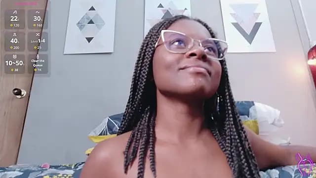 cutielittleebonyy live cam