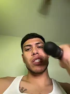 StrokingDaddy4 live cam on Stripchat