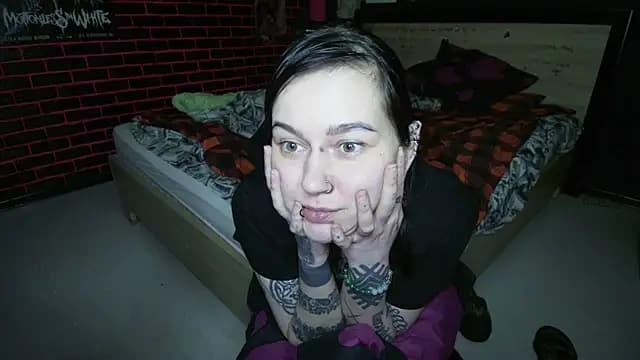 MoorderxDoll live cam