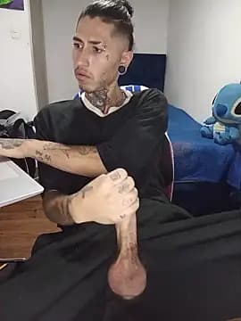 Tattoboy19cm live cam