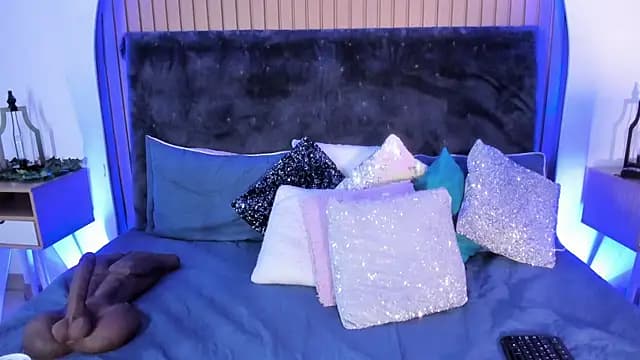 Karlagonzales_ live cam