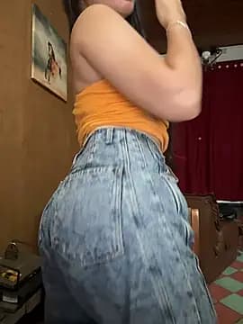 CamilaSofiia live cam