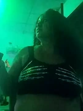 MEYBELLATINA live cam