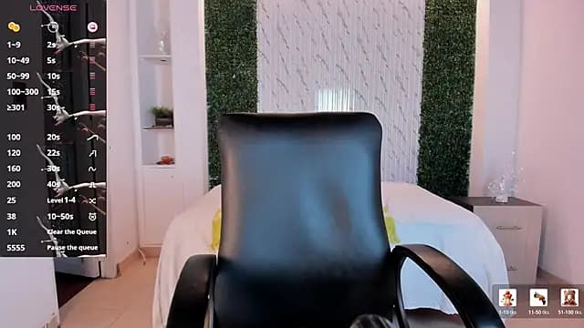 VenusCooper live cam