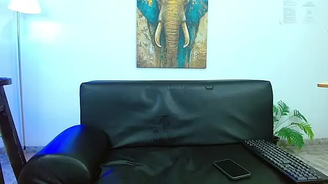 lucass_18 live cam on Stripchat