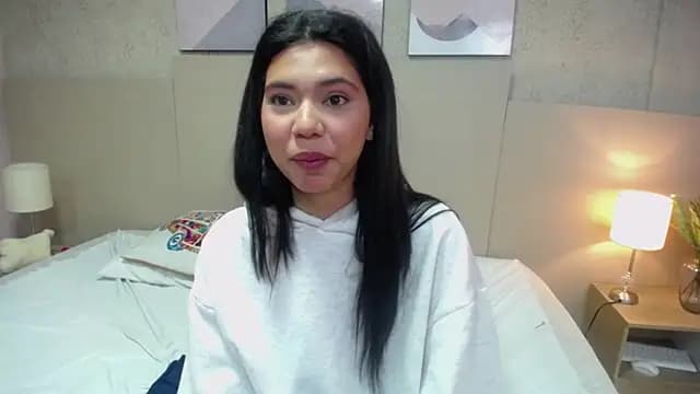 Nathy_Pelaez live cam