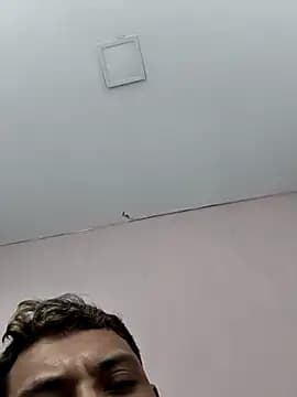 owen2992 live cam on Stripchat