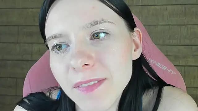 ArinaKubrick live cam