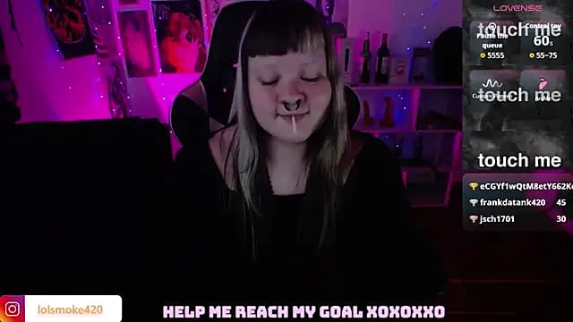 Bdsm_and_fries live cam