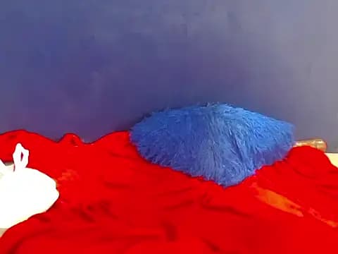 BrisnyMunds live cam