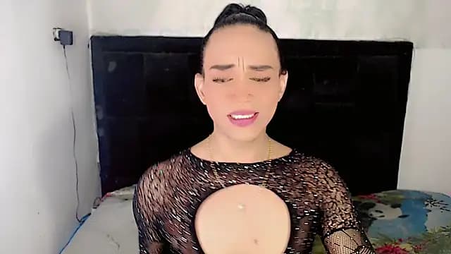 Michell_Queen live cam