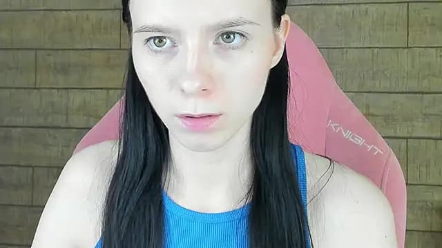 ArinaKubrick live cam