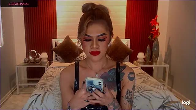 StellaStrong30 live cam