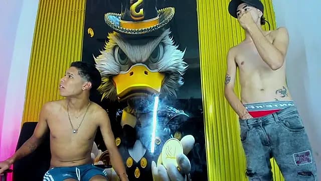 Gang_Members_xxx_ live cam