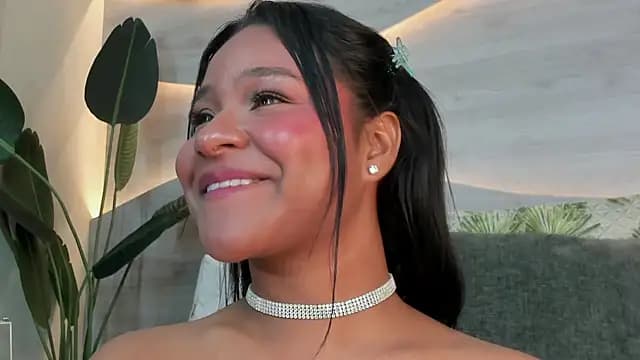 Aurora_Cruz live cam