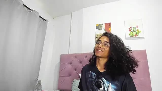 EthanBlackwoodd live cam